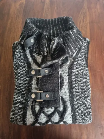 Pull noir et blanc Enzo di Carpi Homme Taille S
