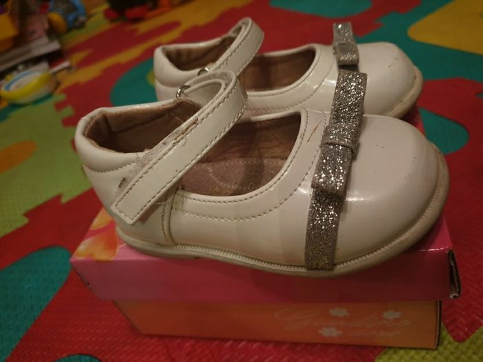 Lot vêtements fille 18 mois fête Noël jour de l'an, robes, blouson, gilets, chaussures Absorba - photo numéro 9