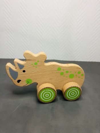 Rhinocéros en bois