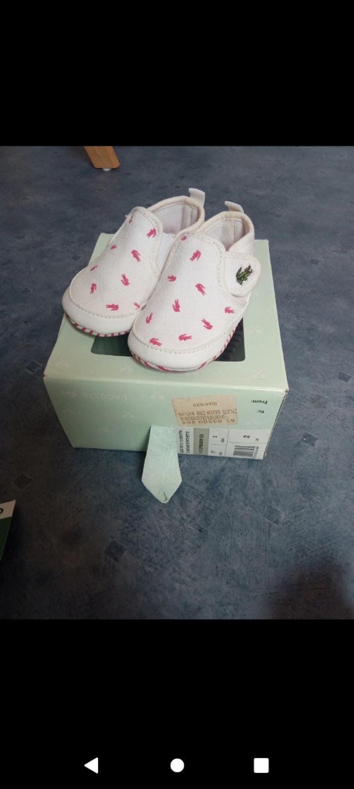 Chaussures bébé Lacoste taille 17 - photo numéro 2