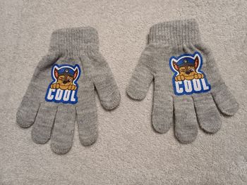 1 paire de gants Paw Patrol gris clair neuf (réf perso V114)(familleac72)