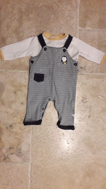 Ensemble salopette + tee-shirt - 1 mois