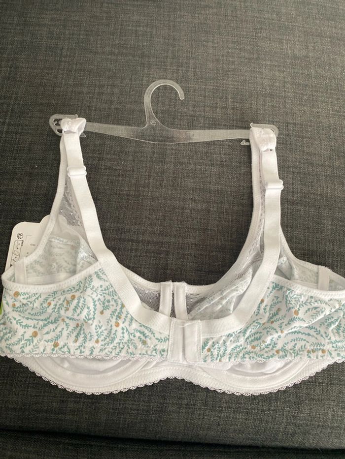 Magnifique soutien gorge dim bio - photo numéro 4