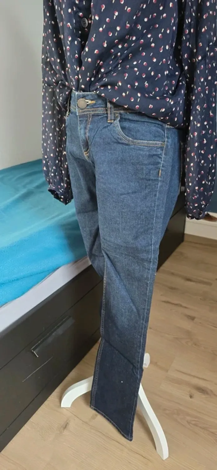 Jeans Bonobo Taille 38 ou taille M - photo numéro 2