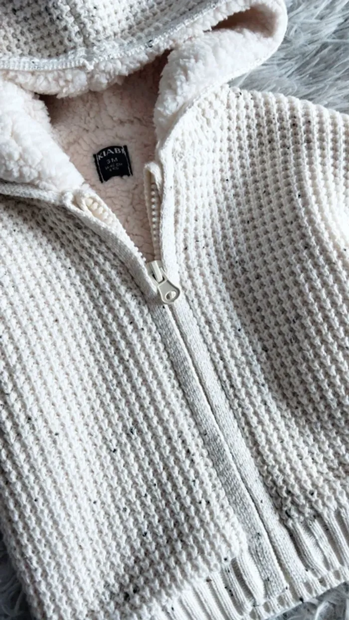Gillet molletonné neuf sans étiquette 🐯 - photo numéro 2