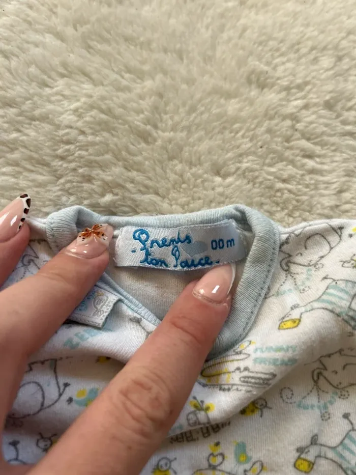 Pyjama ~ prend ton pouce ~ préma - photo numéro 2
