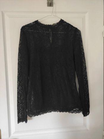 Blouse en dentelle noire avec débardeur H&M