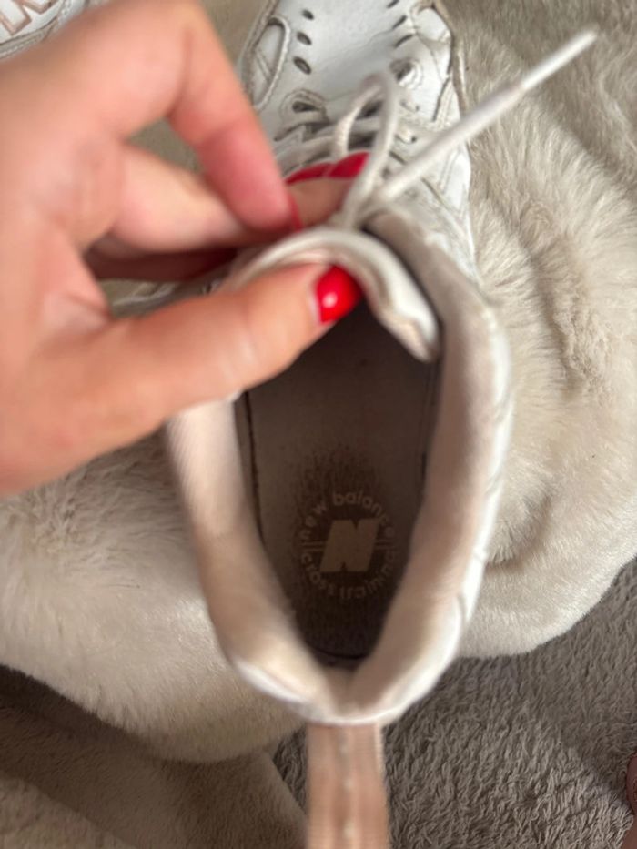 New Balance 608 rose et blanche - photo numéro 4