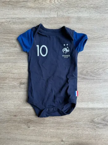 Body bodies FFF Équipe de France Mbappé 2 étoiles 3 mois bébé garçon fille très bon état