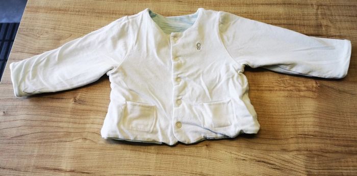 Gilet réversible taille 6 mois