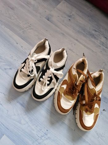 Lot de 2 paires de chaussures ou a l'unité