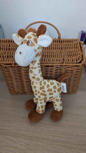 Petite peluche doudou girafe zoo de beauval