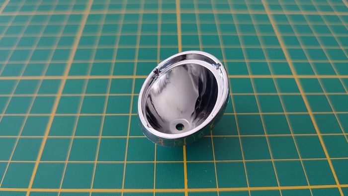 Boitier de phare gauche 71B n°71 pièce détachée Porsche 911 Carrera RS 2.7 1/8 1/8ème Altaya #B37 - photo numéro 2