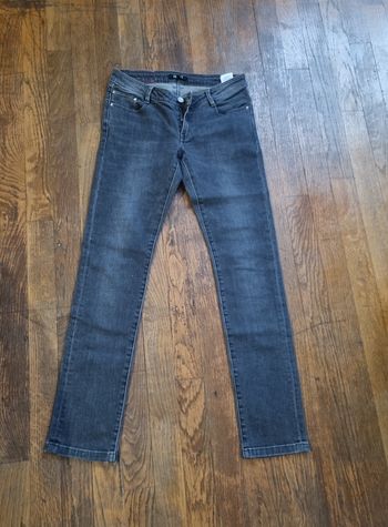 Jean noir droit garçon DKNY taille 12 ans