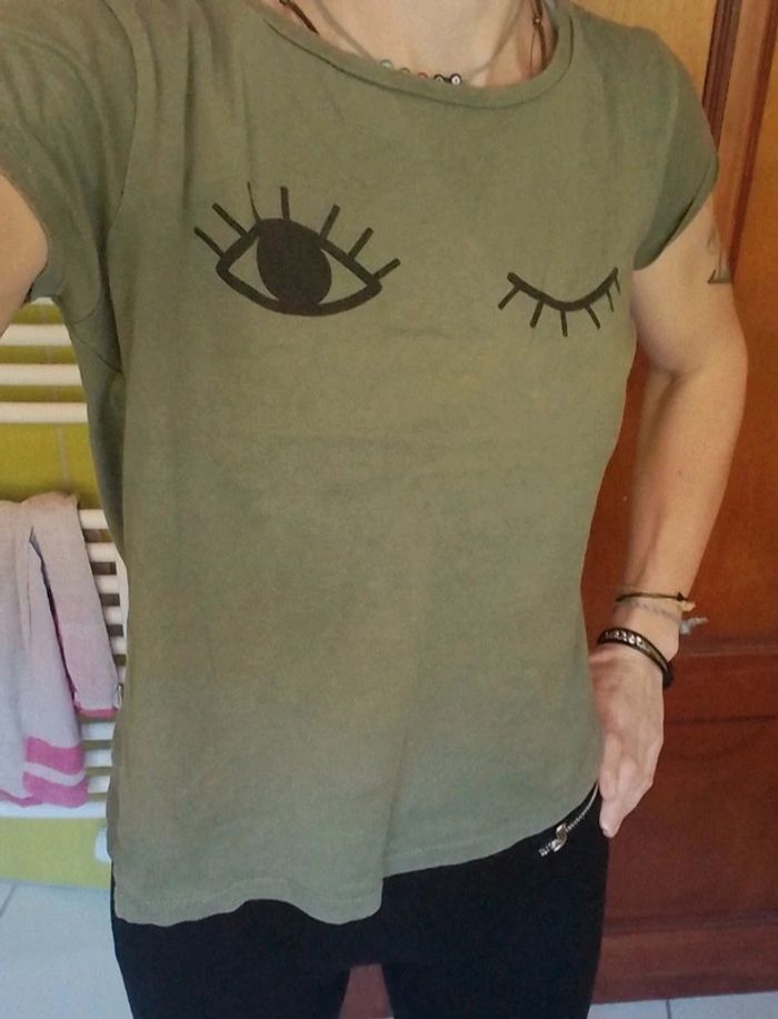 T-shirt femme vert kaki Jennyfer - photo numéro 2