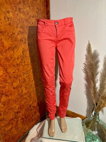 Pantalon slim corail DDP - Taille 38 – Couleur tendance & confort