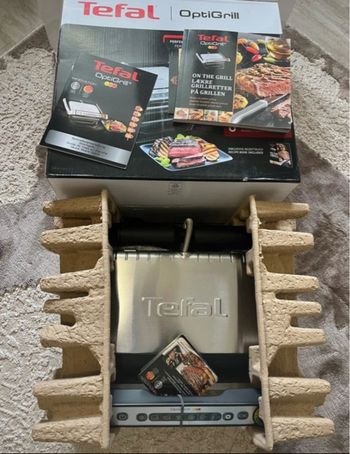 OptiGrill tefal neuf jamais utilisé barbecue 