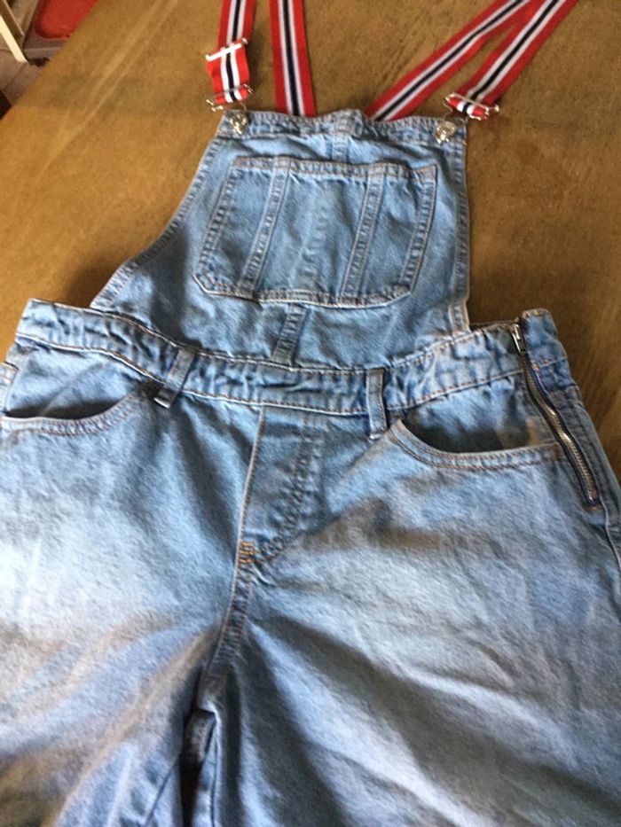 Salopette en jeans - photo numéro 3