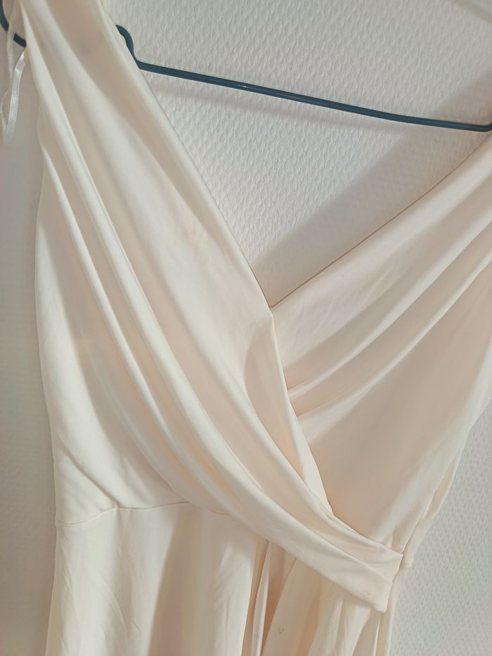 Robe taille XS - photo numéro 2