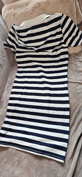 Robe marin Superdry taille 38