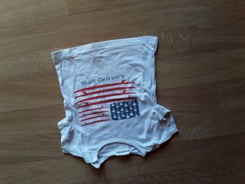 Tee shirt manche courte  1 mois