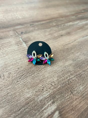 Boucles d’oreilles fleurs multicolores Neuve