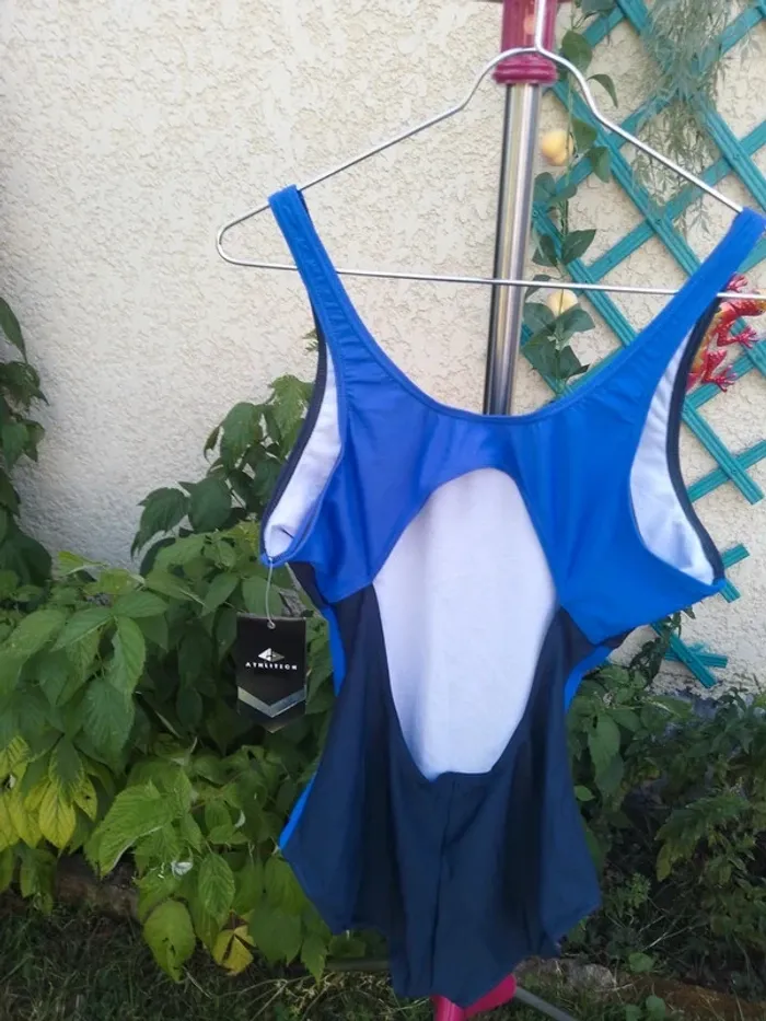 Maillot de bain taille 44 Athlitech neuf - photo numéro 5