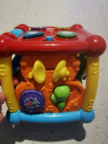 Cube d'activités vtech