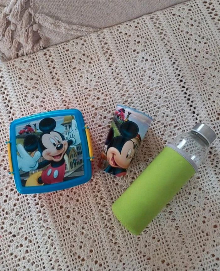 Lot boîte a goûter + verre + gourde - photo numéro 2