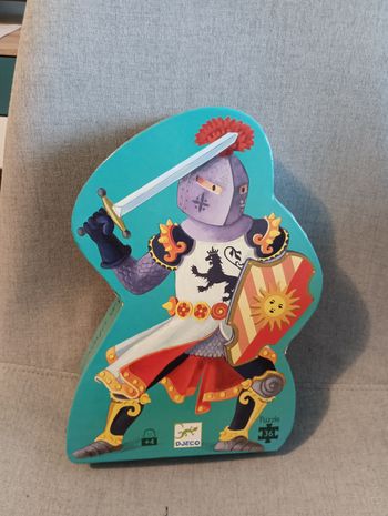 Puzzle 36 pièces Djeco le chevalier fantastique