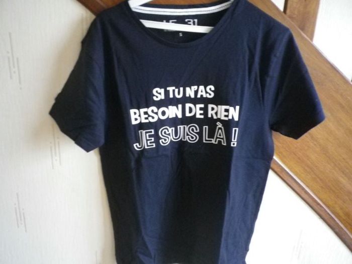 TEE SHIRT BLEU FONCE