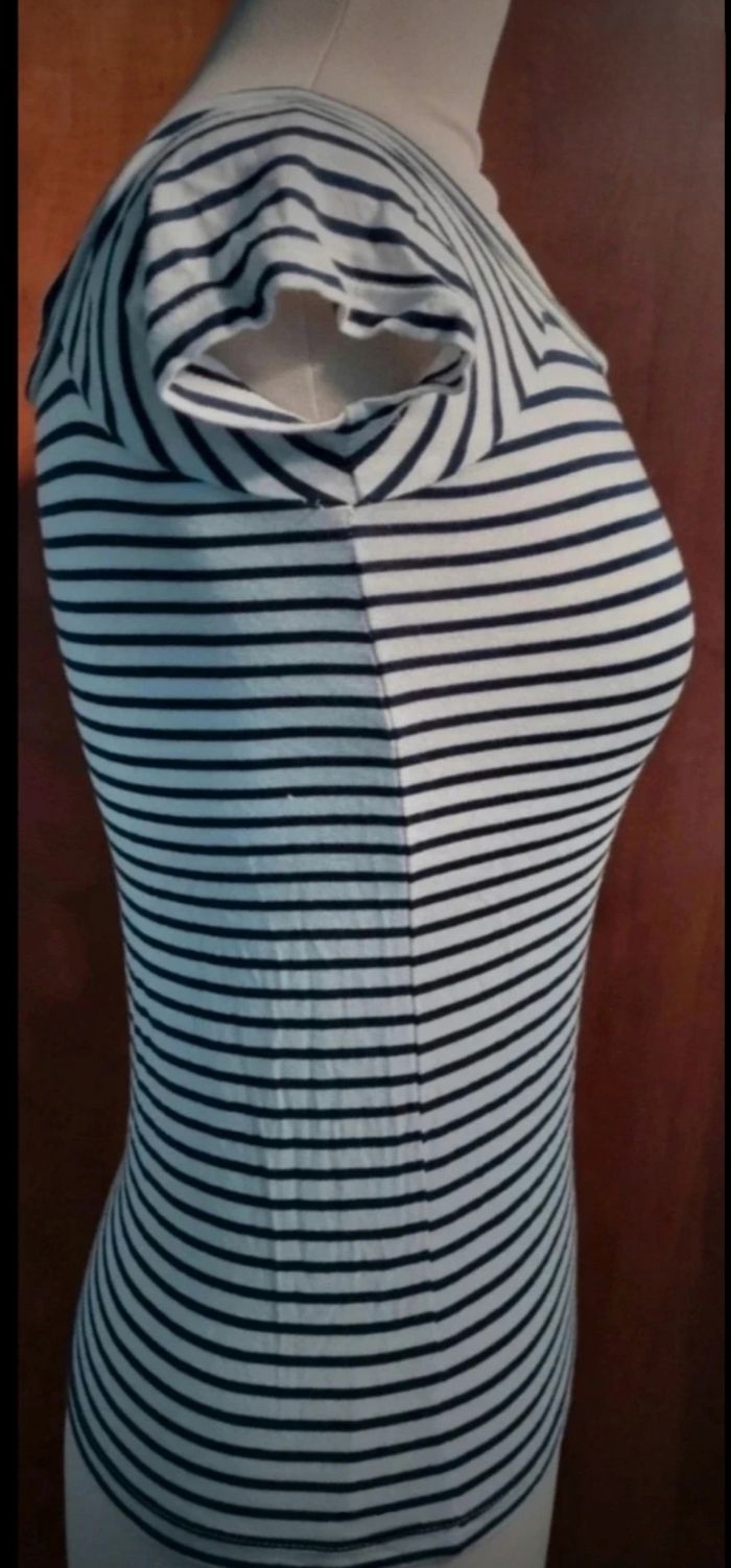 T-shirt style marin taille S - photo numéro 4