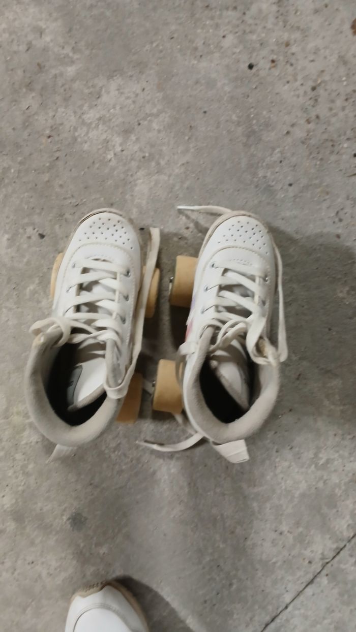 Patin a roulettes taille 31 decathlon - photo numéro 3