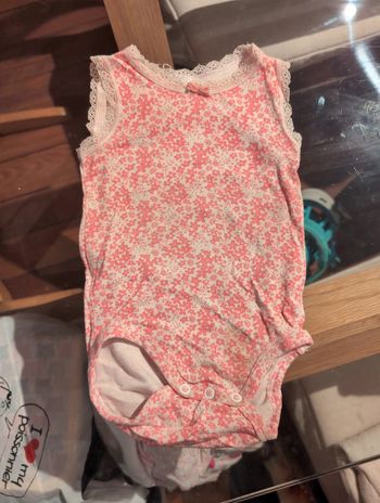 Body a dentelles coton 6 mois a 9 mois