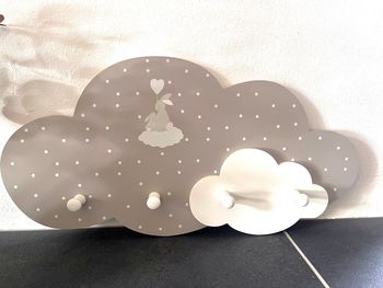 Porte manteau en forme de nuage