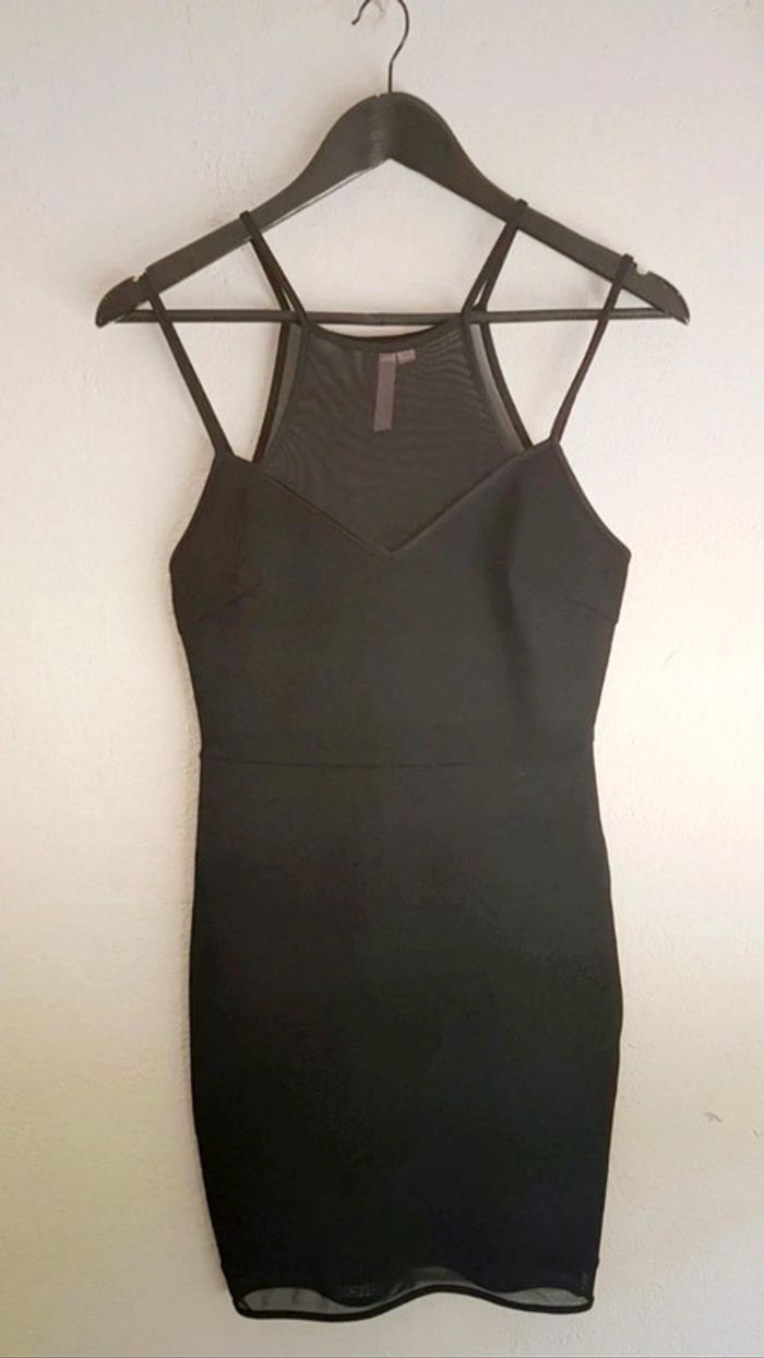 Robe noire