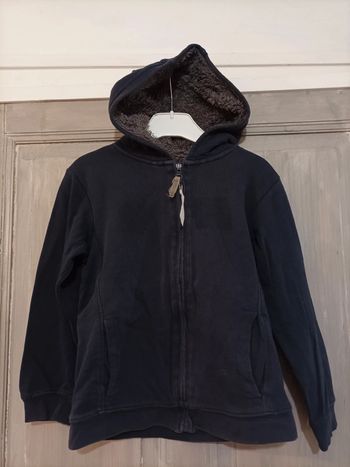 Gilet zippé (8 ans)