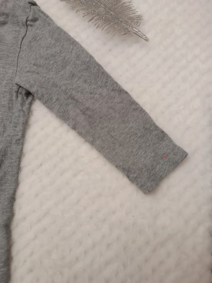 🔸T-shirt Manches Longues Les Schtroumpfs – 18 mois 🔸 - photo numéro 6