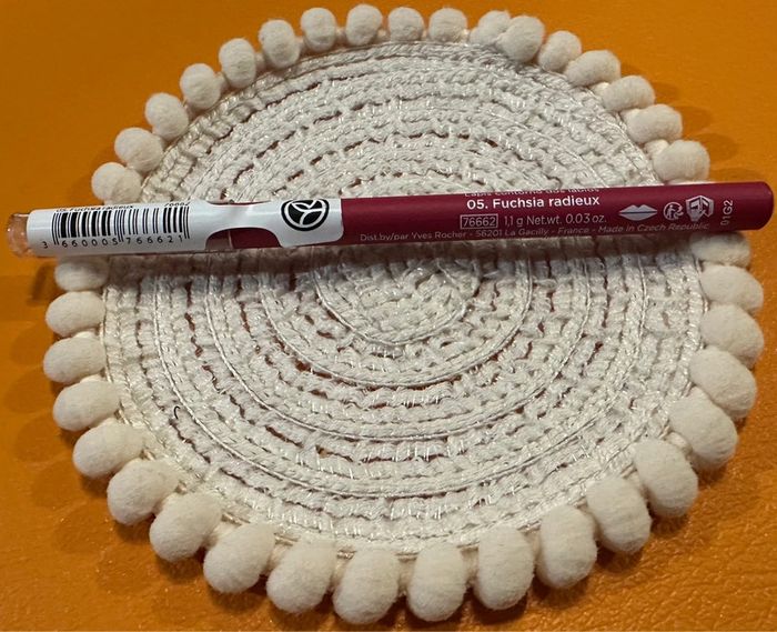 Contour des lèvres YR - photo numéro 2