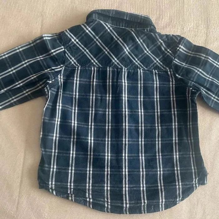💥 Chemise à carreaux Kiabi 18M 💥 - photo numéro 2