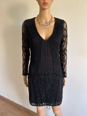 Robe noire neuve en dentelle Morgan taille XS (valeur 75€)