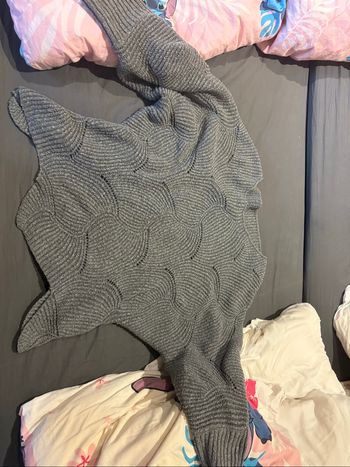 Pull gris