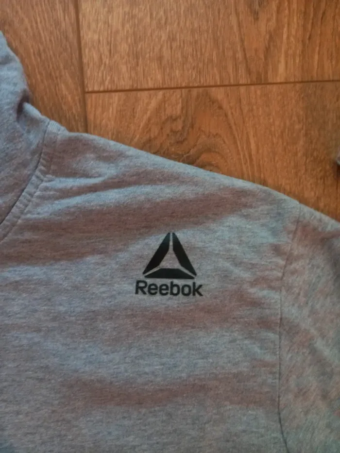 Sweat a capuche Reeebok XL - photo numéro 2