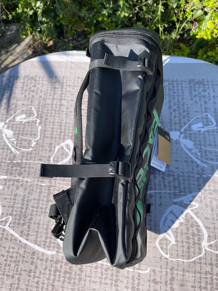 Sac à dos The North Face Base Camp Fuse Box (Neuf avec étiquette) - photo numéro 4