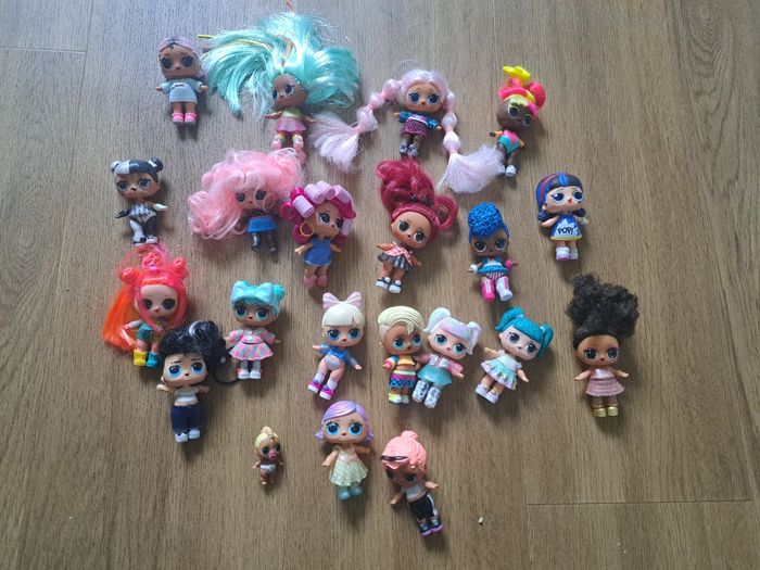 Lot figurine LOL