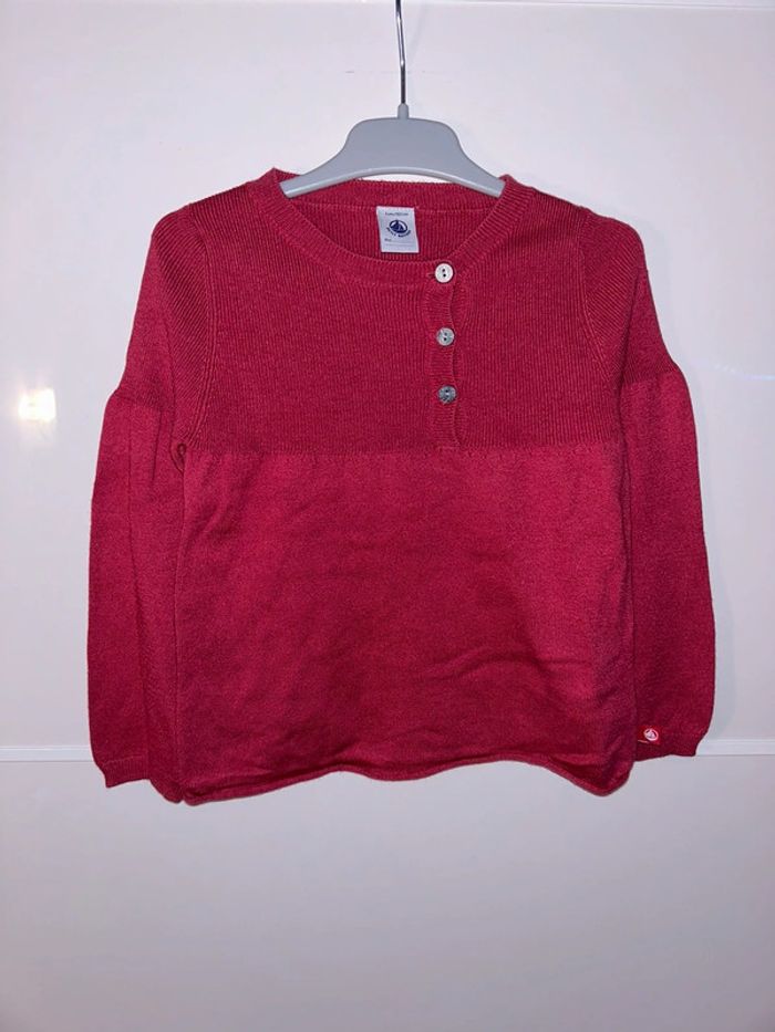 Pull à col rond en soie côtelé rose uni