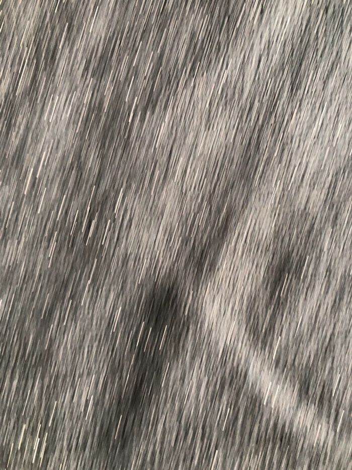 Pull fin noir Kiabi fille 8 ans - photo numéro 2