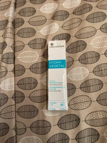 Gel frais défatigant yves rocher