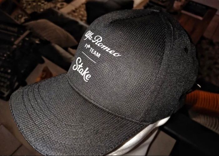 Casquette Alfa Romeo F1 team Stake - Noir/Rouge