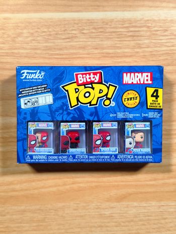 Boîte Funko Bitty Pop! Marvel - 4 Figurines (Dont 1 Chase) + Présentoir